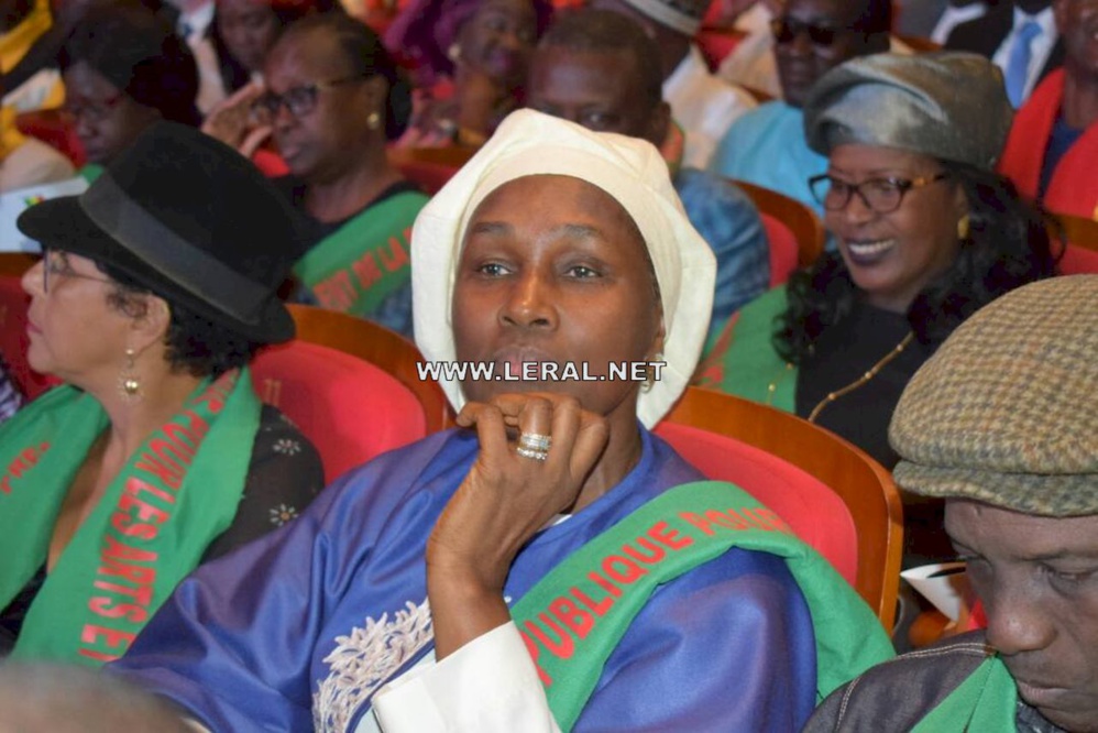 Cérémonie de remise de prix du président de la République pour les Arts et les Lettres Cérémonie de remise de prix du président de la République pour les Arts et les Lettres