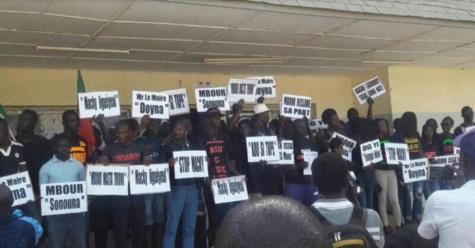 Foncier à Mbour- Affaire Auchan: Des jeunes Mbourois arrêtés Foncier à Mbour- Affaire Auchan: Des jeunes Mbourois arrêtés