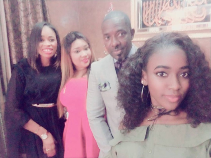 Photos - Mbaye Dièye Faye fête Noël en famille 
