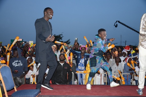 Photos : Akon guest star de Sen Petit Gallé, regardez les pas de danse de Alioune Badara Thiam