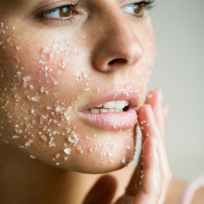 Gommage maison : 3 recettes d’exfoliants naturels pour le visage