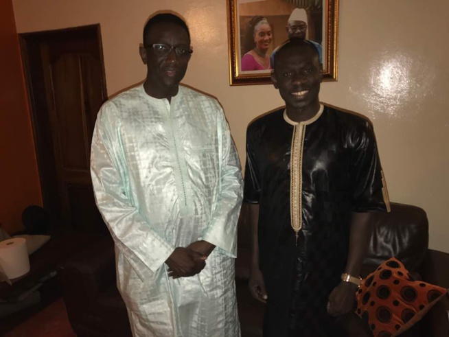 3 photos : Amadou Bâ a présenté ses condoléances à Pape Diouf