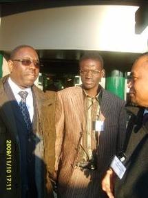 2012 Macky Sall fait attendre Bennoo sans aller chez Wade