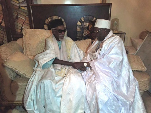 Fraternité Musulmane : S. Abdoul Aziz Sy chez S. Cheikh Sidy Makhtar Mbacke