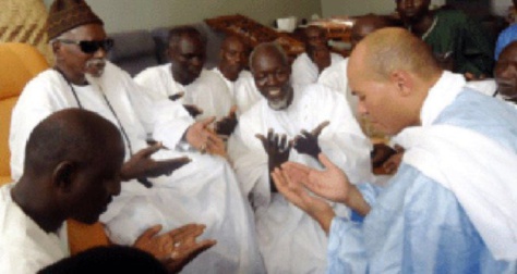 Message de condoléances de Karim Wade depuis Doha: "Ses prières m'ont permis de vivre avec sérénité les épreuves que..."