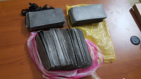 Ziguinchor: Un Bissau-guinéen arrêté avec plus de 30 millions de billets noirs à Mpack (Images) Ziguinchor: Un Bissau-guinéen arrêté avec plus de 30 millions de billets noirs à Mpack (Images)