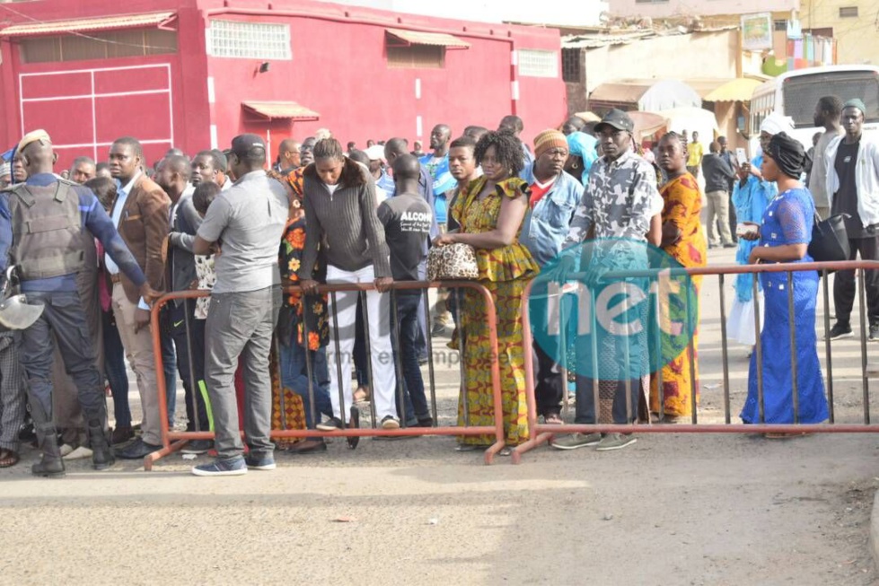 Les premières images du procès Khalifa Sall, mobilisation des partisans