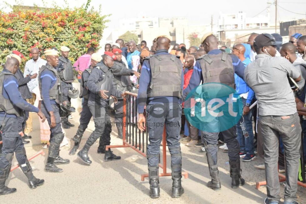 Les premières images du procès Khalifa Sall, mobilisation des partisans
