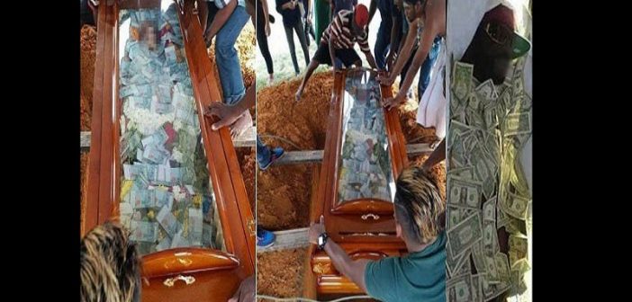 Malaisie: Il enterre son père avec 7 630 $ en espèces dans le cercueil