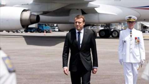 Visite officielle au Sénégal: Emmanuel  Macron est arrivé à  23h30mn