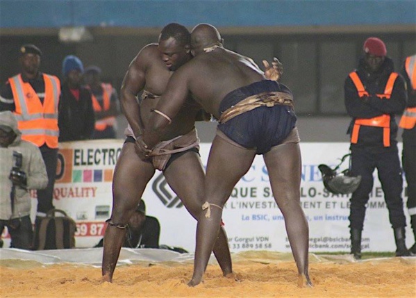 Balla Dièye, encadreur de Modou Lô : « La tête basse de Modou Lô a empêché à Lac 2, le plaquage »