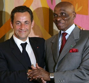 Les ministres de Sarkozy interdits de voyager en jet privé : le président Wade l’autorise à son fils, Karim