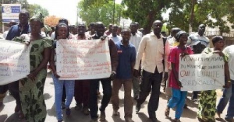 Education : la grève des enseignants agacent élèves et parents d’élèves Education : la grève des enseignants agacent élèves et parents d’élèves