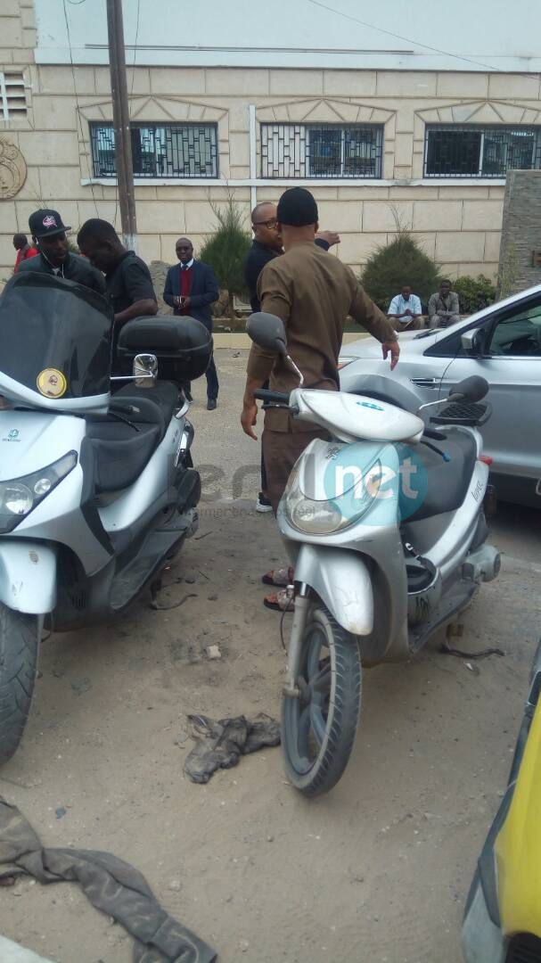 Les images de El Hadji Ousseynou Diouf à sa sortie d'audition de la Section de recherches de la gendarmerie