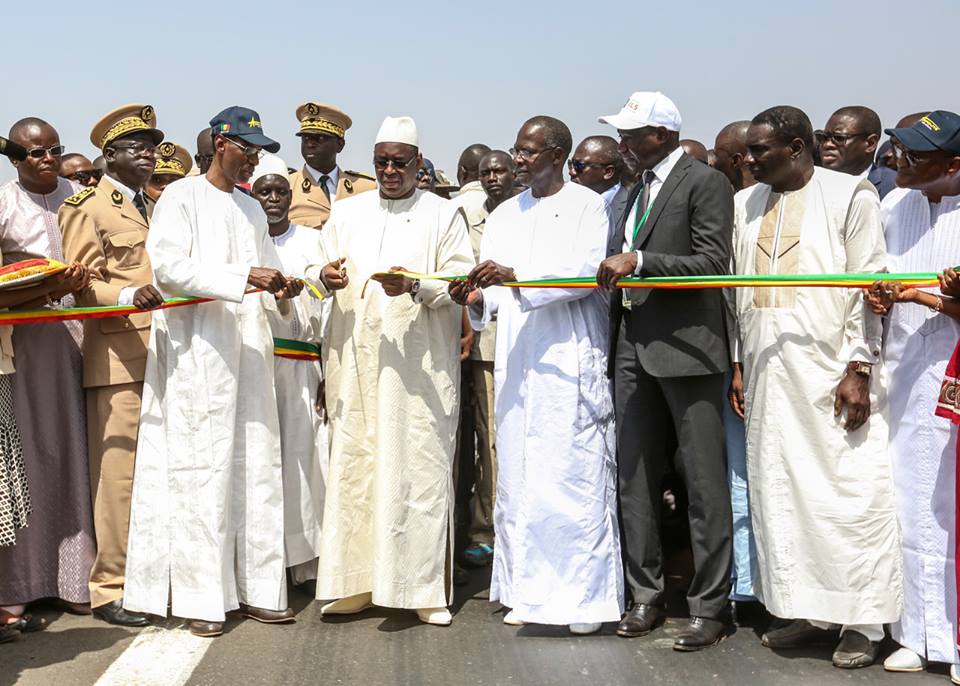 Macky Sall a inauguré la route de 42 km Fatick-Kaolack pour 16,4 milliards FCFA