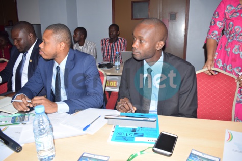 Photos : Table-ronde sous-régionale sur les déterminants d'une politique pétrolière et gazière organisée par le Réseau Parlementaire pour la Bonne Gouvernance des Ressources Minérales de l'Afrique de l'Ouest 