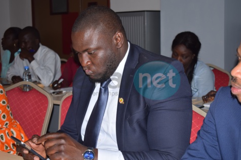 Photos : Table-ronde sous-régionale sur les déterminants d'une politique pétrolière et gazière organisée par le Réseau Parlementaire pour la Bonne Gouvernance des Ressources Minérales de l'Afrique de l'Ouest 