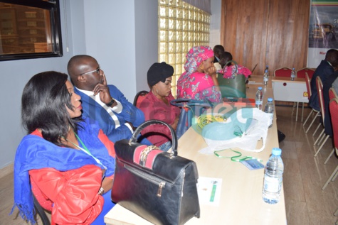 Photos : Table-ronde sous-régionale sur les déterminants d'une politique pétrolière et gazière organisée par le Réseau Parlementaire pour la Bonne Gouvernance des Ressources Minérales de l'Afrique de l'Ouest 