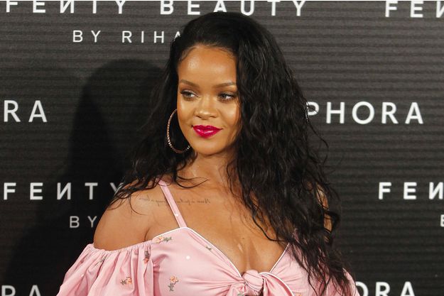 Rihanna, reine de l'auto-dérision pour son anniversaire