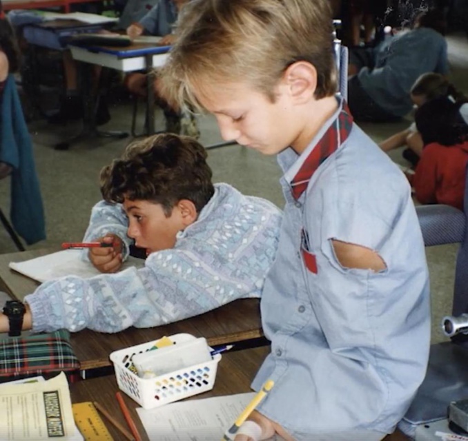 L'enfant est né sans bras et sans jambes, ce qu'il est parvenu à accomplir est impensable.