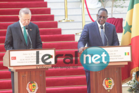 Photos : Cérémonie de signature d’accords entre les gouvernements sénégalais et turc