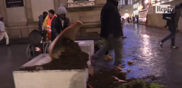 (Photos + Vidéo) : Les Modou Modou manifestent leur colère après la mort de Idy Diène en Italie