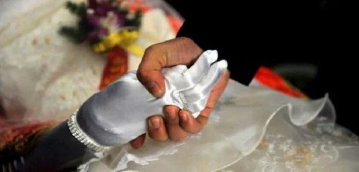 Ghana: Les hommes forcés à épouser leurs copines mortes (VIDÉO)