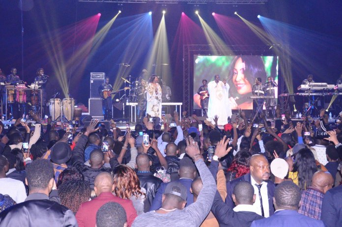 Photos : Les derniers instants de la soirée de Viviane Chidid au Zénith