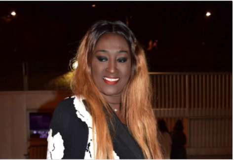 Photos : Yama Sen TV illumine Paris avec son teint noir