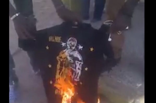 "Balla Gaye 2, est le père de tous les lutteurs":  Ama Baldé s’attire les foudres des Pikinois, les t-shirts à son effigie brûlés