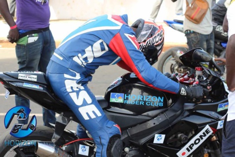 Course Moto: Babacar Seye dit Edge remporte pour la 4ème fois le tournoi moto au circuit de Sindia