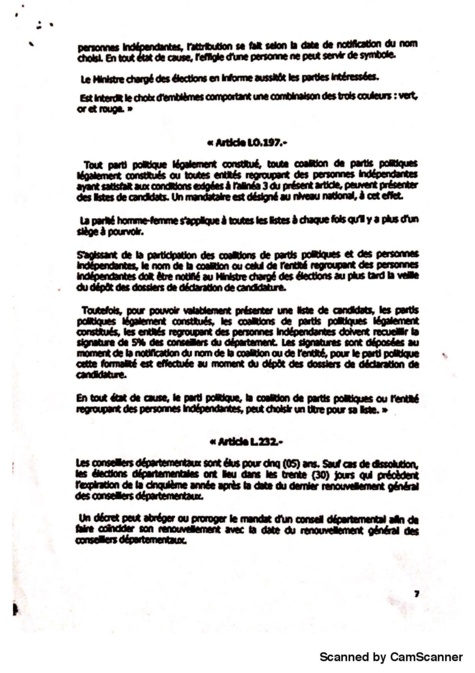 Projet de loi portant modification du Code électoral : l'article 57 pour "éliminer" Karim Wade, la pomme de discorde