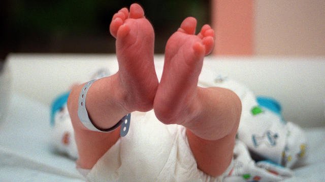 Chine: un bébé naît quatre ans après la mort de ses parents