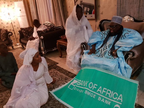 Ziar de la Bank of Africa chez le Khalife des Layennes
