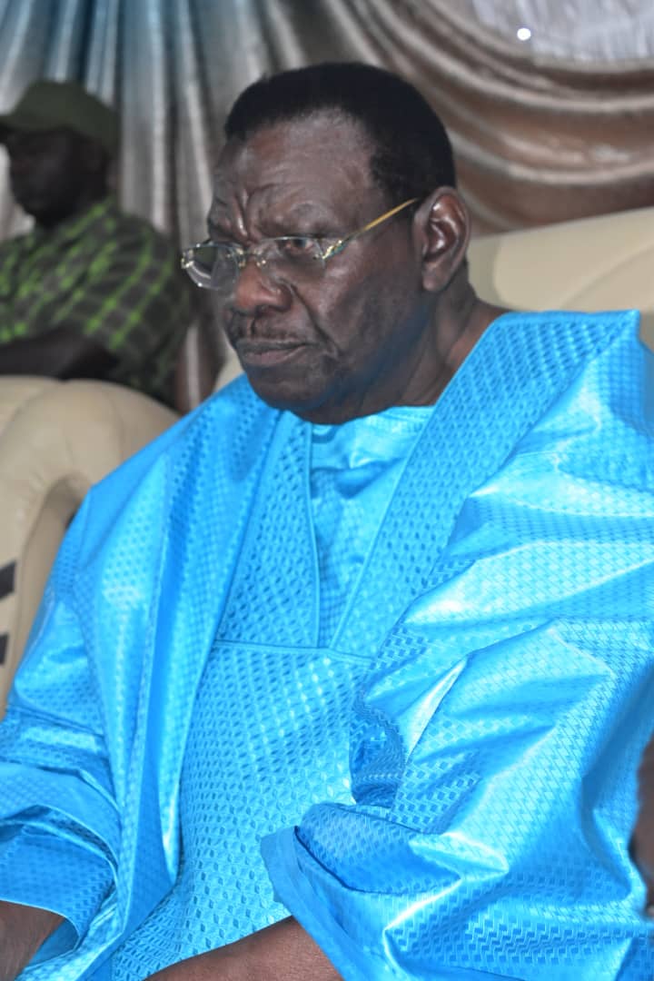 ( 54 Photos ) Thiant du 17 Avril Avec Cheikh Bethio…Tout ce que vous n’avez pas vu en Images
