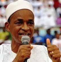 Guinée : Forte affluence devant les bureaux de vote, première réaction de Cellou Dalein Diallo