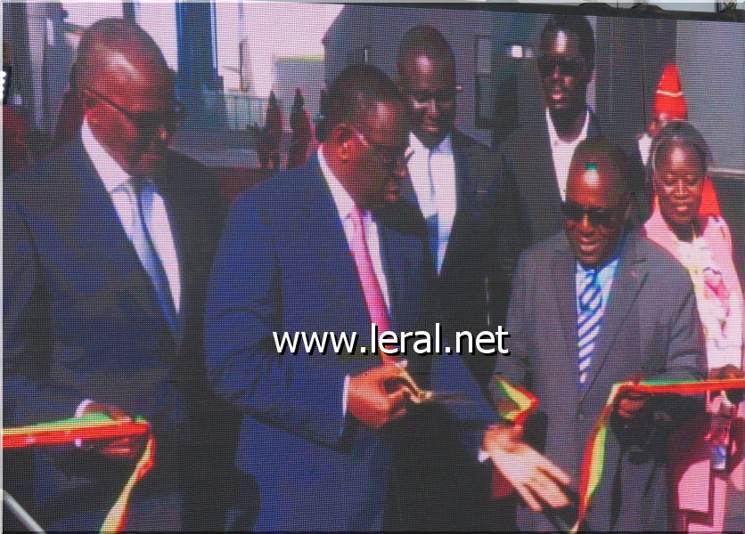 Diamniadio - Les images de l'inauguration du premier lot d'immeubles devant abriter les sphères ministérielles à Diamniadio par le président de la République, Macky Sall