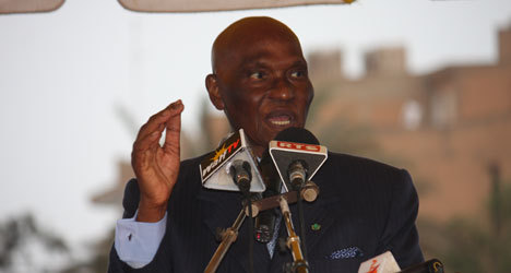 Devant Abdou Diouf : Wade traite l’opposition d’ «inintelligente»