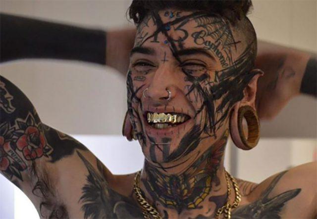 Ethan Bramble, l’homme aux 40 opérations et aux 150 tatouages