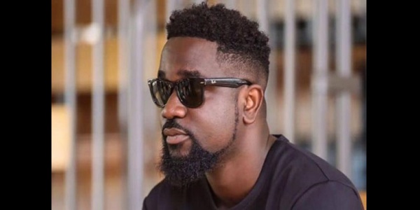 Akon n°1 du Top 10 des musiciens les plus riches d'Afrique ! Akon n°1 du Top 10 des musiciens les plus riches d'Afrique !