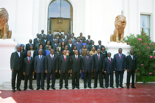 Le Sénégal, un pays géré aujourd’hui par le mensonge, dans le mensonge et  pour le mensonge par le régime libéral.