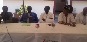 RSE : LA CAISSE DES DÉPÔTS ET CONSIGNATIONS SOULAGE LES PATIENTS DU SERVICE DERMATOLOGIE D’ARISTIDE LE DANTEC AVEC UN LOT DE MATÉRIEL MÉDICAL DE 15 MILLIONS DE FCFA RSE : LA CAISSE DES DÉPÔTS ET CONSIGNATIONS SOULAGE LES PATIENTS DU SERVICE DERMATOLOGIE D’ARISTIDE LE DANTEC AVEC UN LOT DE MATÉRIEL MÉDICAL DE 15 MILLIONS DE FCFA