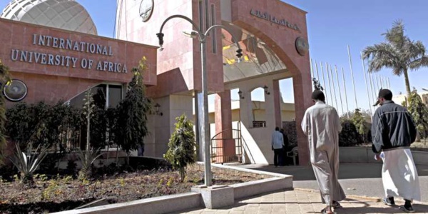 Retard de bourses, billets de retour, renouvellement de passeport, frais de bagages : les étudiants sénégalais au soudan interpellent Macky Sall Retard de bourses, billets de retour, renouvellement de passeport, frais de bagages : les étudiants sénégalais au soudan interpellent Macky Sall