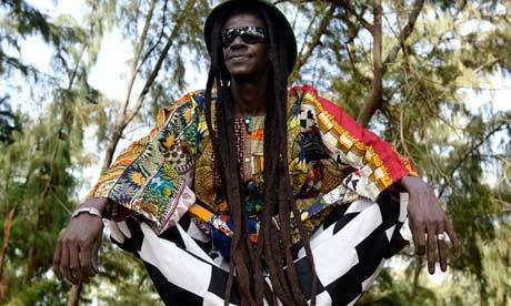 Showbiz: L'album de Cheikh Lo dans le top ten du hit parade de la World Music