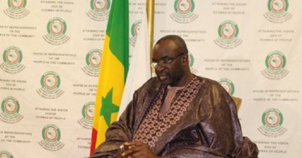 Cissé Lô : « Farba Ngom était un pousseur de brouette… » Cissé Lô : « Farba Ngom était un pousseur de brouette… »