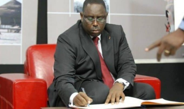 Dialogue national autour du pétrole et du gaz : Le Président Macky Sall fixe la date du 12 juin prochain Dialogue national autour du pétrole et du gaz : Le Président Macky Sall fixe la date du 12 juin prochain