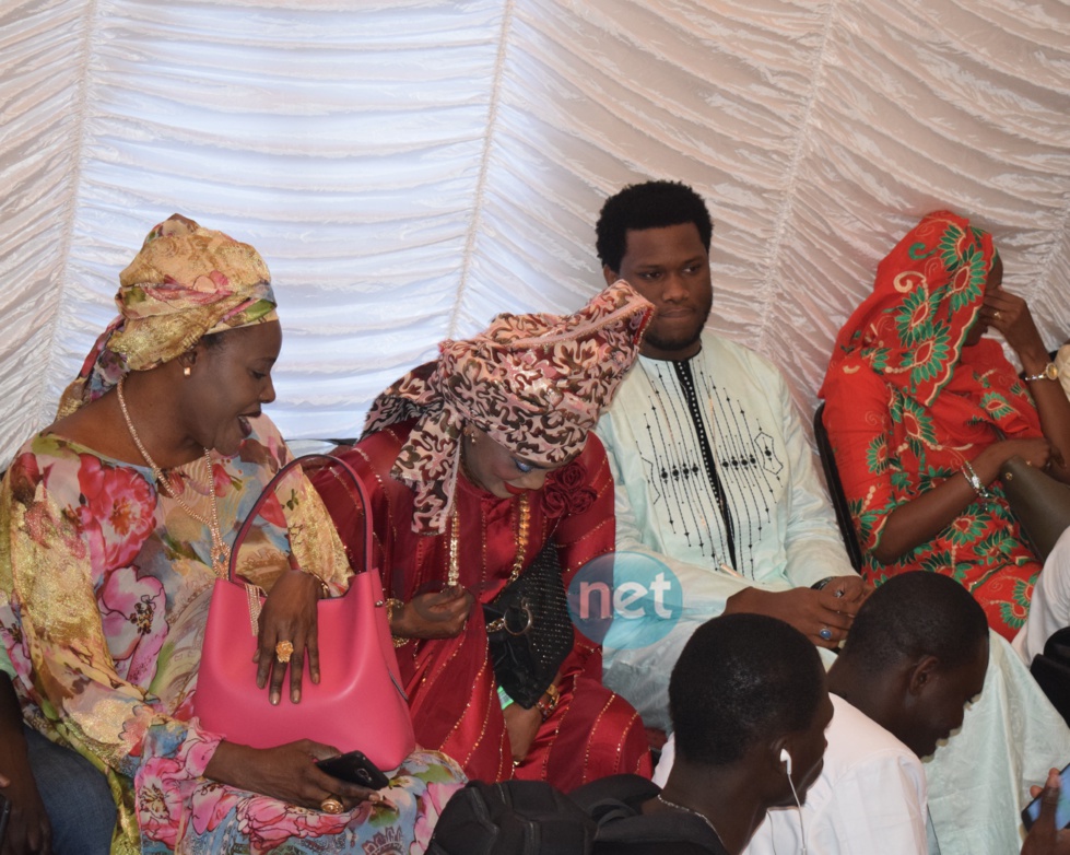 Vidéo-Photos: Sa fille lui réserve une belle surprise, Fatou Guéweul fond en larmes 
