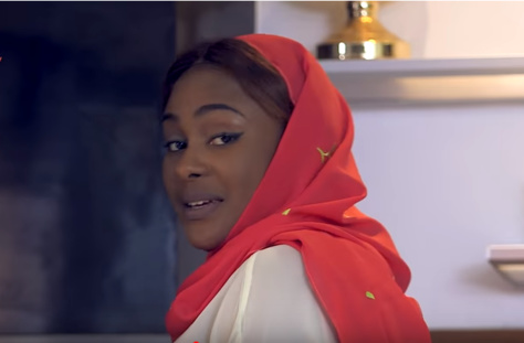 19 Photos : Adja, jiguène bou khew ci jamono, aka saparal!