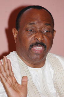 Elections 2012 : Jean Paul Dias "valide" la candidature de Me Wade