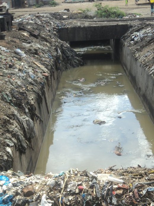 [Video-Photos ] La baie de Hann polluée: un des plus grands dépotoirs d’ordures du Sénégal